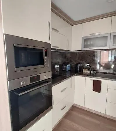 Iv With A Private Garage * Veliko Tarnovo