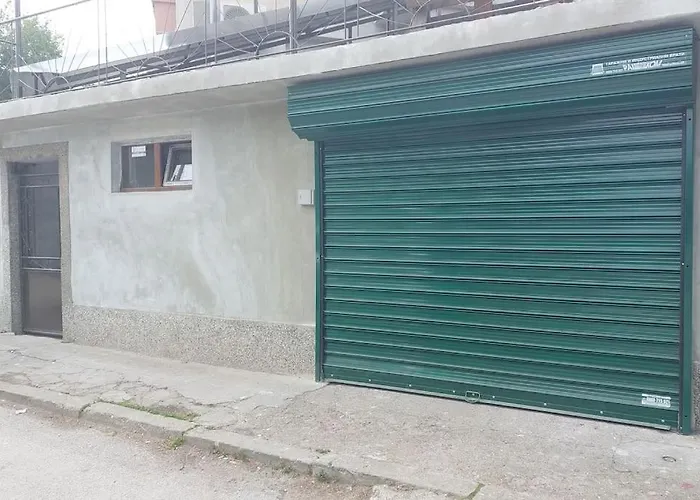 Apartment Iv With A Private Garage Veliko Tarnovo